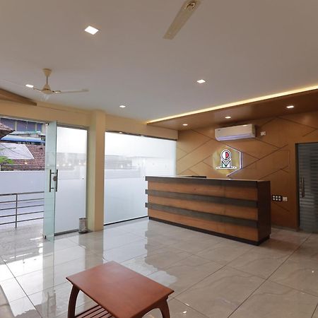 Opm Inn Payyannur Exterior photo