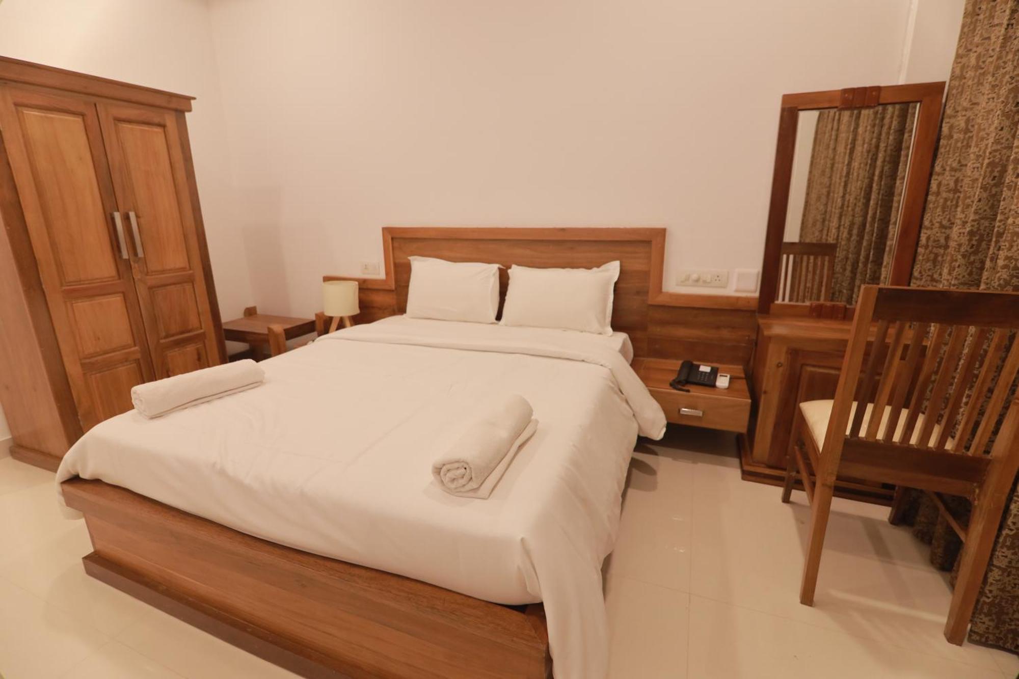 Opm Inn Payyannur Exterior photo